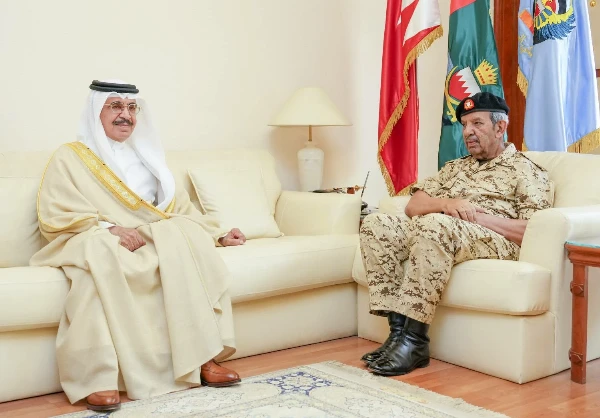 القائد العام يستقبل وزير الداخلية الفريق أول الركن الشيخ راشد بن عبدالله